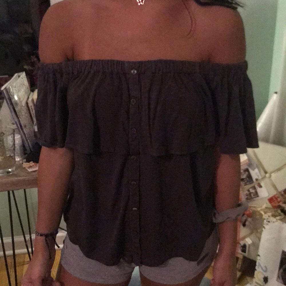 off the should ruffle top